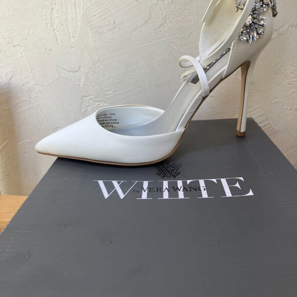 Ivory White by Vera Wang Crystal Pointed Heels - Picture 4 of 6